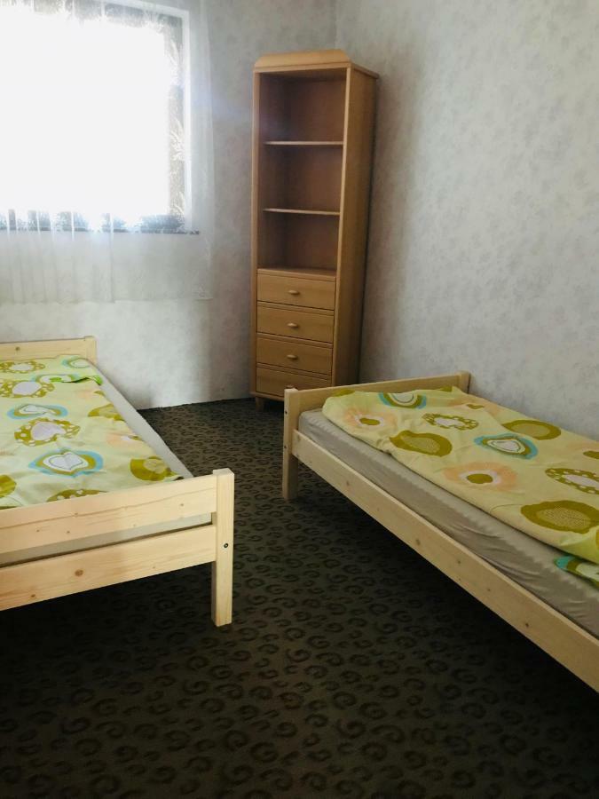 Jesolo Apartmanhaz Balatonkeresztúr Exterior foto